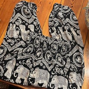 Boho Black and White Elephant Print Yoga Pants